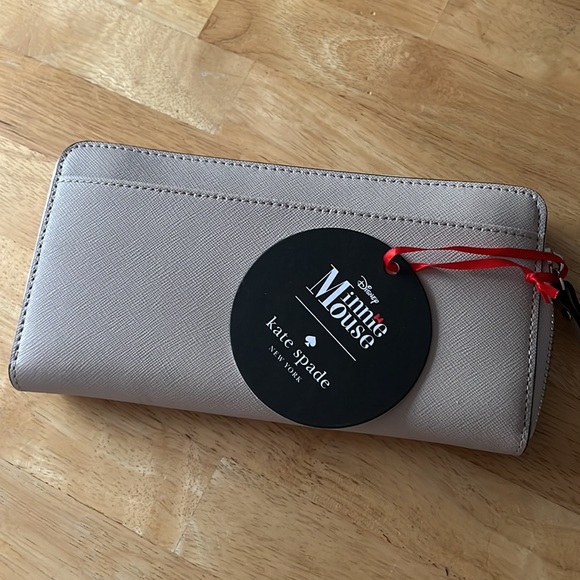NWT Minnie Mouse Kate Spade Wallet - Picture 2 of 4